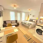 Apartman Aloha *